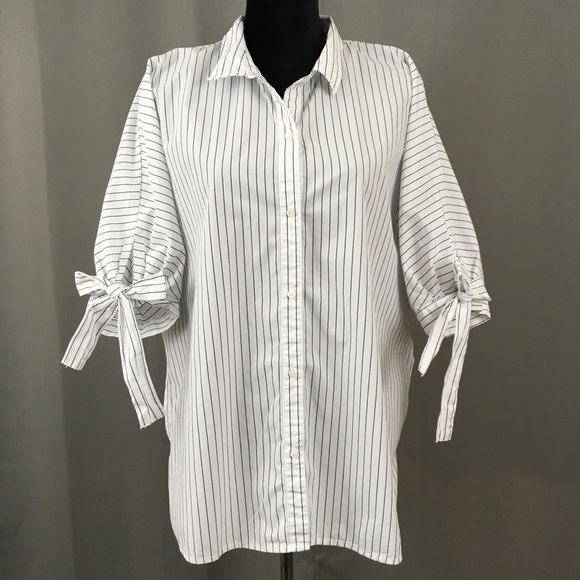 GAP Tops - Gap pinstriped oversized bow sleeve work shirt
